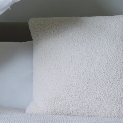 Kussen- taupe - 'This is my happy place'
